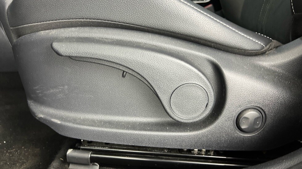 Used Kia XCeed 2023 for sale - 75776124: Photo 35