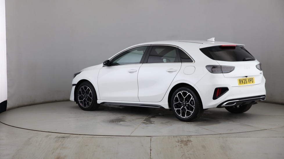 Used Kia Ceed 2025 for sale - 77360597: Photo 2