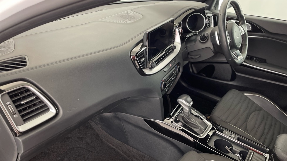 Used Kia Ceed 2025 for sale - 77360597: Photo 8