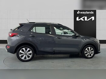 Used Kia Stonic 2022 for sale - 77018234: Photo