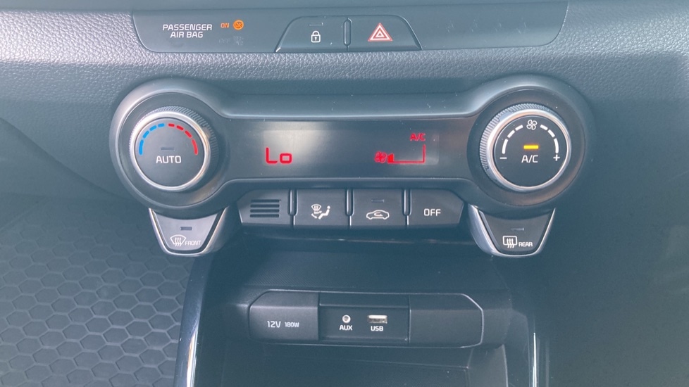 Used Kia Stonic 2019 for sale - 76796568: Photo 17