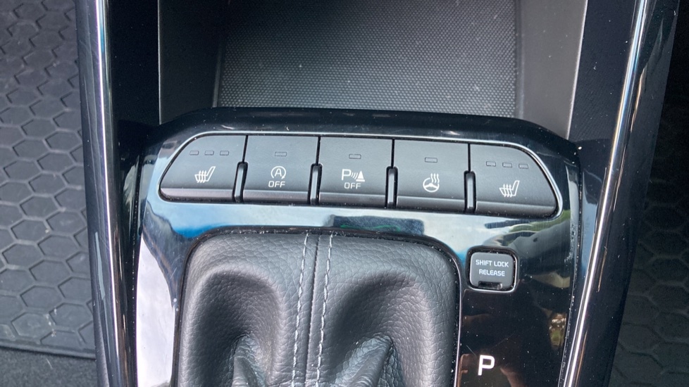 Used Kia Stonic 2019 for sale - 76796568: Photo 19