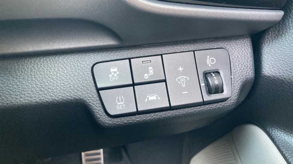 Used Kia Stonic 2019 for sale - 76796568: Photo 21