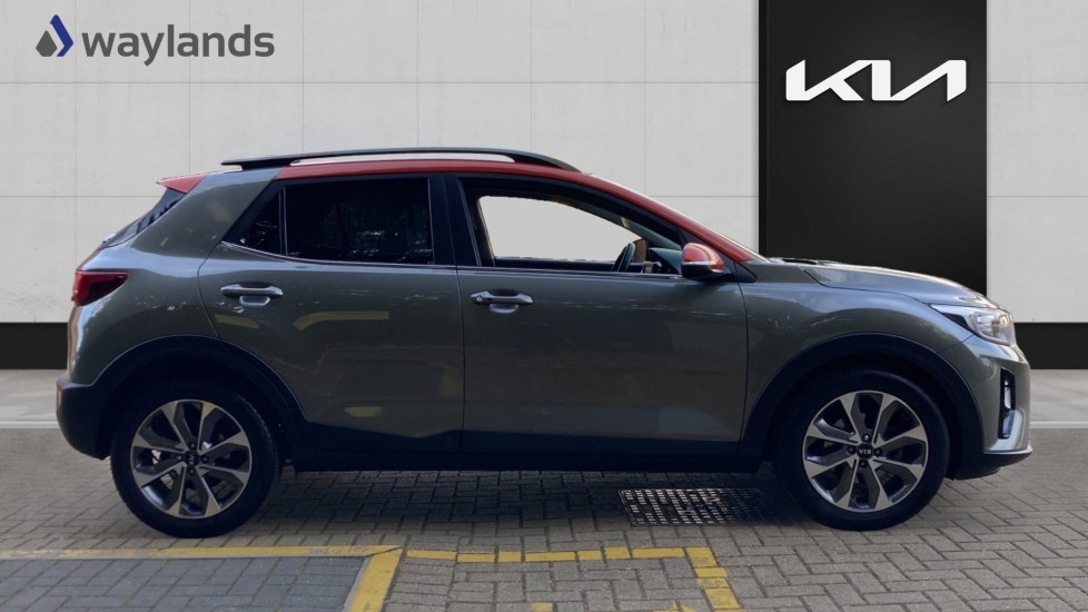 Used Kia Stonic 2019 for sale - 76796568: Photo 4