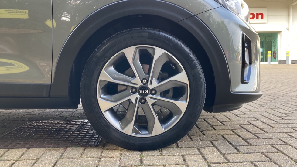 Used Kia Stonic 2019 for sale - 76796568: Photo 5