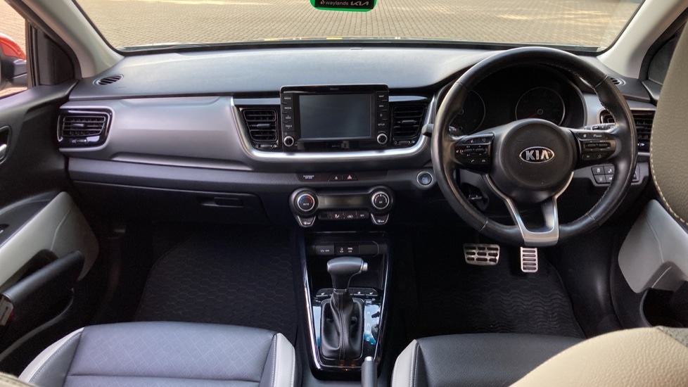 Used Kia Stonic 2019 for sale - 76796568: Photo 6