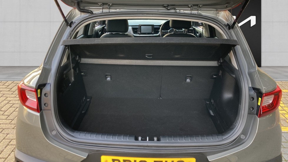 Used Kia Stonic 2019 for sale - 76796568: Photo 8