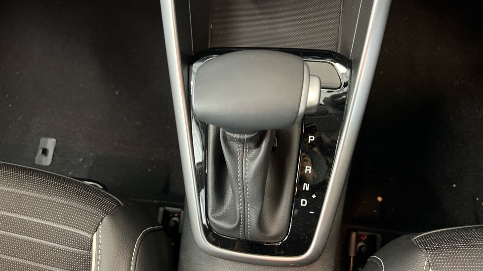 Used Kia Stonic 2025 for sale - 76557007: Photo 27