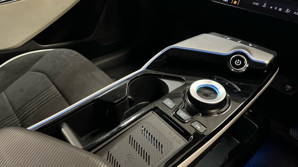 Used Kia EV6 2023 for sale - 76869882: Photo 28