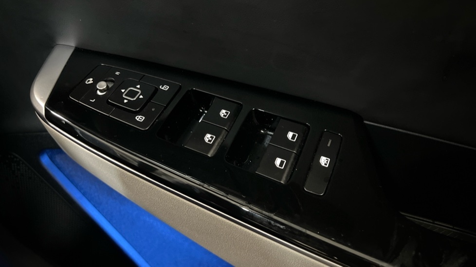 Used Kia EV6 2023 for sale - 76869882: Photo 33