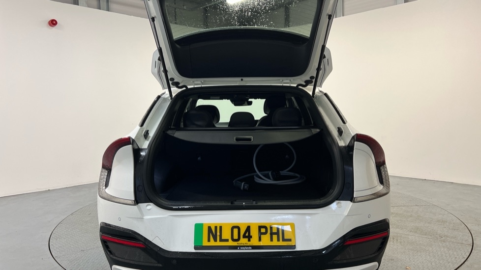 Used Kia EV6 2023 for sale - 76869882: Photo 8