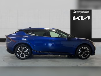 Used Kia EV6 2023 for sale - 76501588: Photo