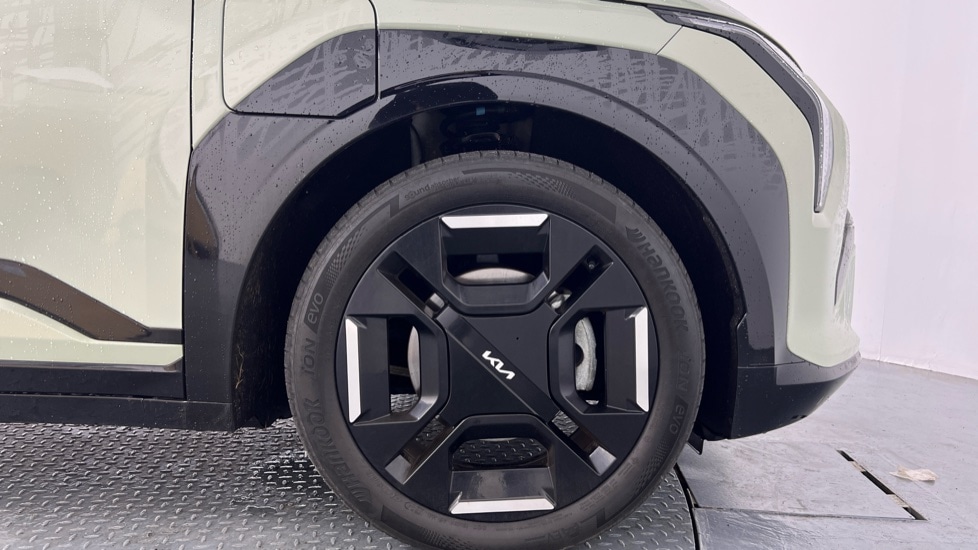 Used Kia EV3 2024 for sale - 76869582: Photo 5