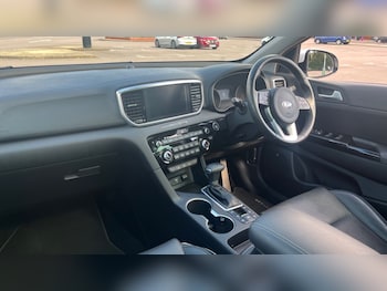 Used Kia Sportage 2020 for sale - 77470809: Photo