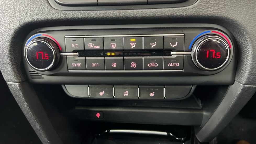 Used Kia Pro Ceed 2023 for sale - 77799822: Photo 30