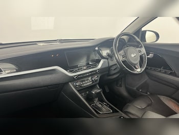 Used Kia Niro 2020 for sale - 79248923: Photo
