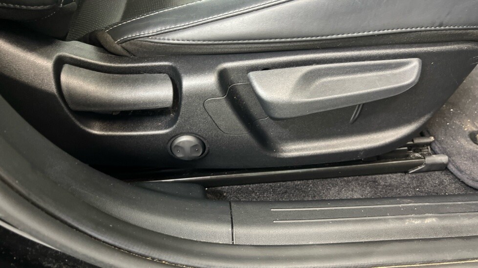 Used Kia EV6 2022 for sale - 77971796: Photo 41