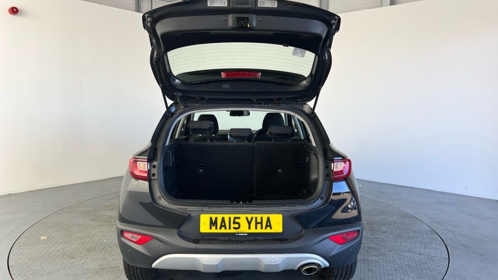 Used Kia Stonic 2023 for sale - 76609567: Photo 8