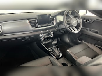Used Kia Stonic 2025 for sale - 78995183: Photo