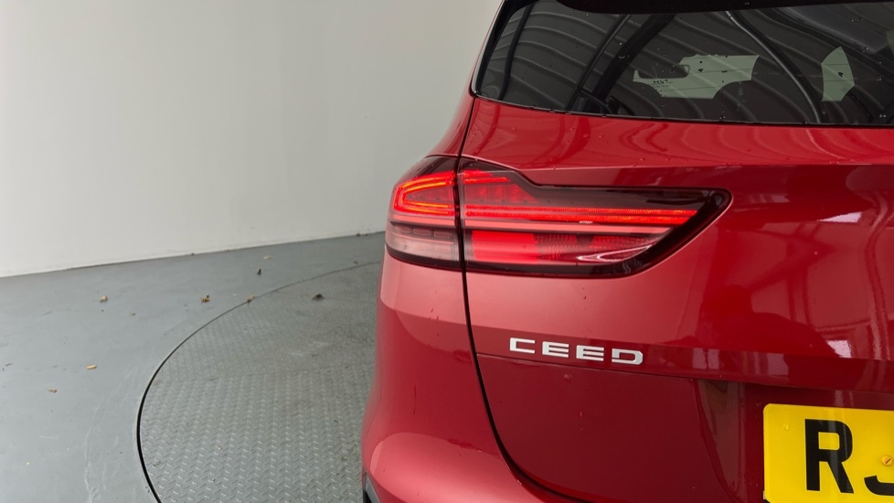 Used Kia Ceed 2025 for sale - 75959613: Photo 32