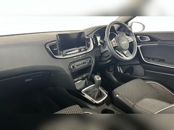 Used Kia XCeed 2025 for sale - 78936430: Photo