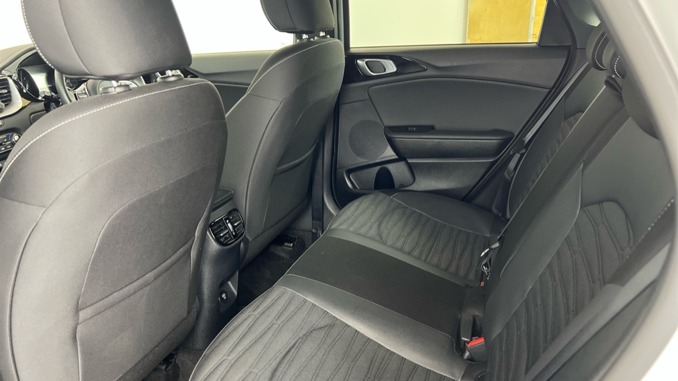 Used Kia Ceed 2025 for sale - 77552274: Photo 10