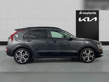 Used Kia Niro 2024 for sale - 75469108: Photo