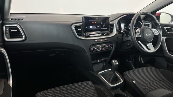 Used Kia Ceed 2024 for sale - 76021990: Photo 3