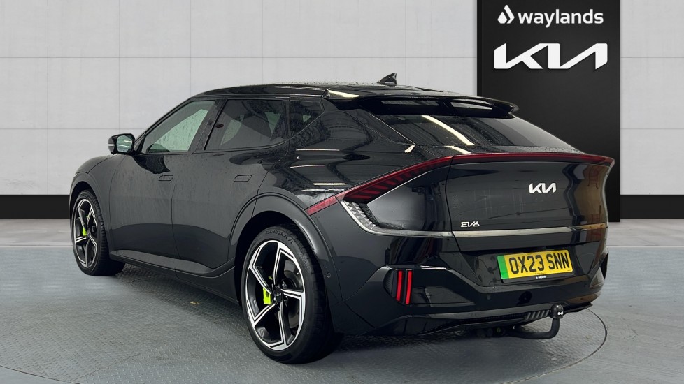 Used Kia EV6 2023 for sale - 76874442: Photo 2