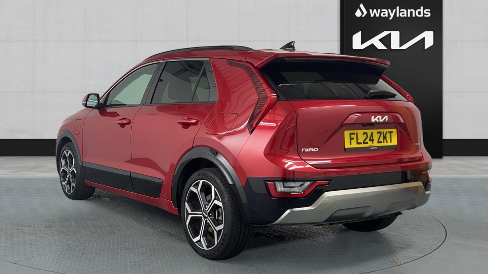 Used Kia Niro 2024 for sale - 76868595: Photo 2