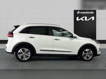 Used Kia Niro 2021 for sale - 76528920: Photo