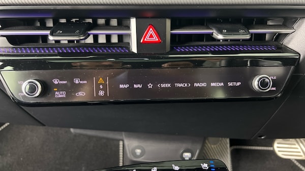 Used Kia EV6 2023 for sale - 76234116: Photo 47