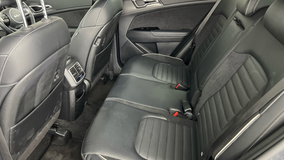 Used Kia Sportage 2023 for sale - 78055306: Photo 2