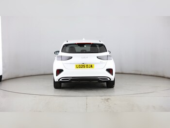 Used Kia Ceed 2025 for sale - 76519410: Photo