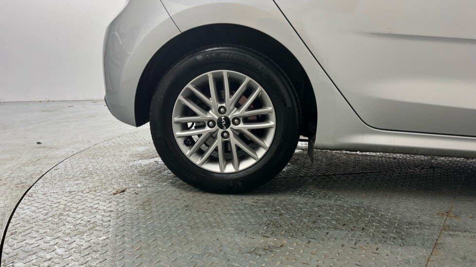 Used Kia Rio 2023 for sale - 77942142: Photo 33