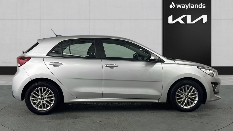 Used Kia Rio 2023 for sale - 77942142: Photo 4