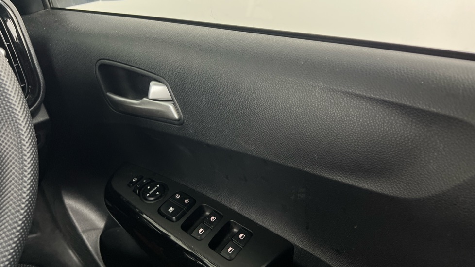 Used Kia Picanto 2024 for sale - 76196145: Photo 16