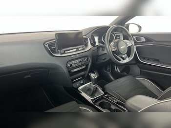 Used Kia Pro Ceed 2024 for sale - 79396687: Photo