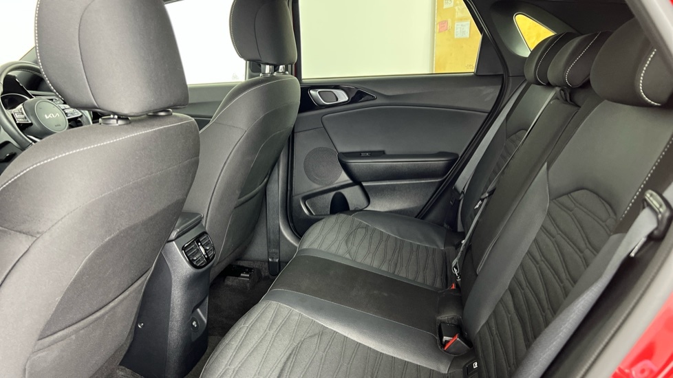 Used Kia Ceed 2025 for sale - 77010285: Photo 10