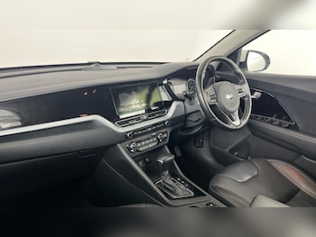 Used Kia Niro 2020 for sale - 79021049: Photo