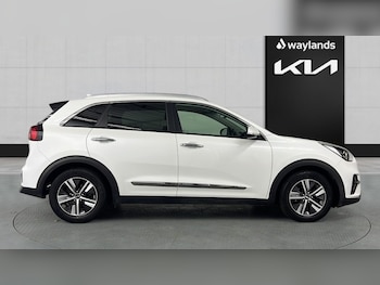 Used Kia Niro 2020 for sale - 79021049: Photo
