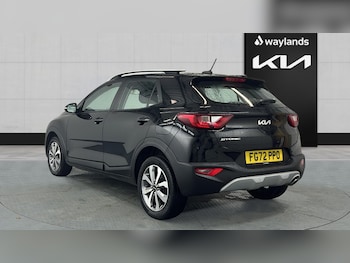 Used Kia Stonic 2022 for sale - 77442574: Photo