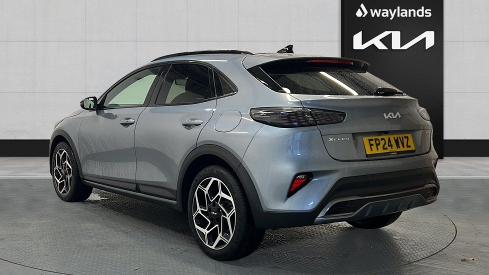 Used Kia XCeed 2024 for sale - 76615079: Photo 2