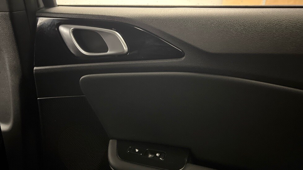 Used Kia XCeed 2024 for sale - 76615079: Photo 23