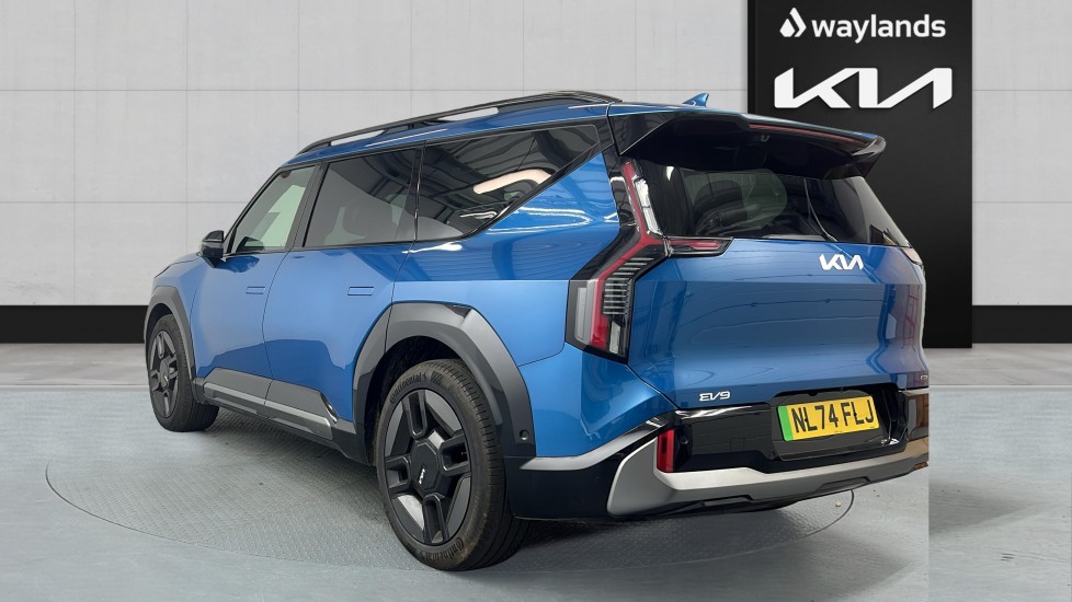 Used Kia EV9 2024 for sale - 76873563: Photo 2