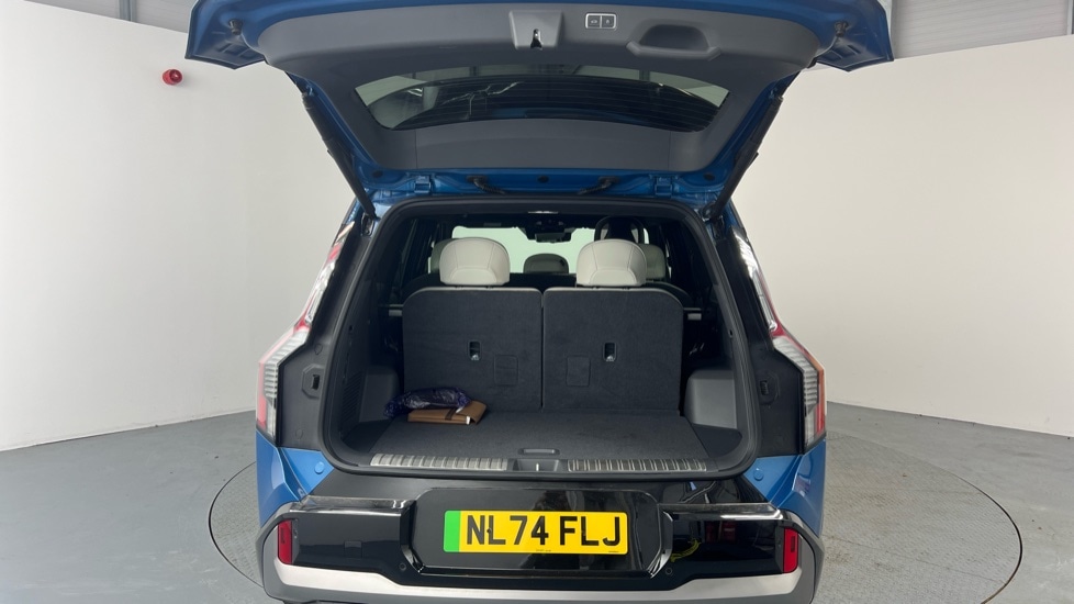 Used Kia EV9 2024 for sale - 76873563: Photo 8