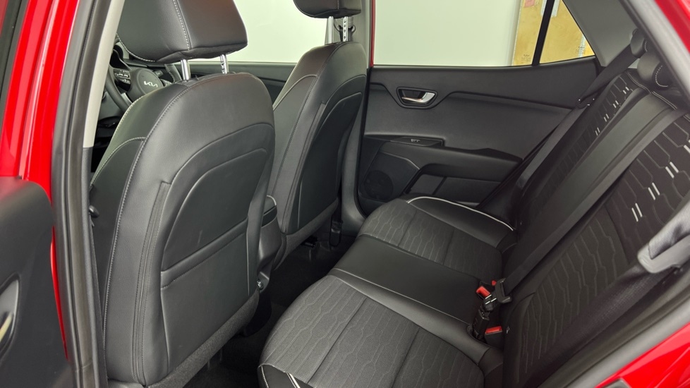 Used Kia Stonic 2025 for sale - 76519446: Photo 10