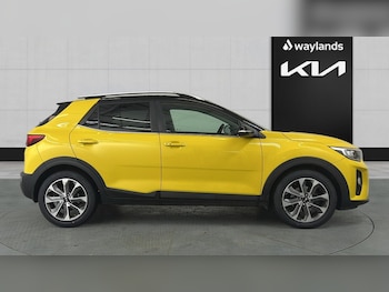 Used Kia Stonic 2019 for sale - 77762795: Photo