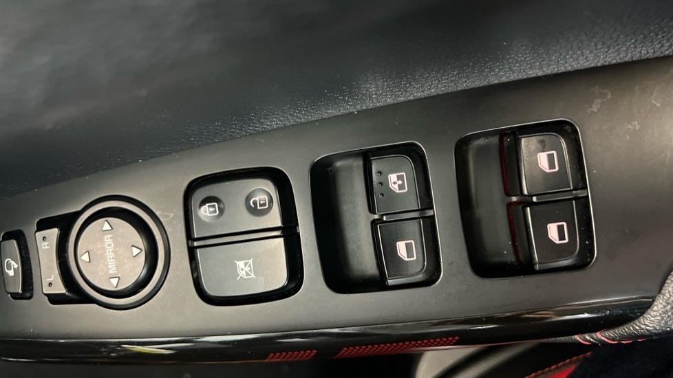 Used Kia Picanto 2018 for sale - 76092080: Photo 17