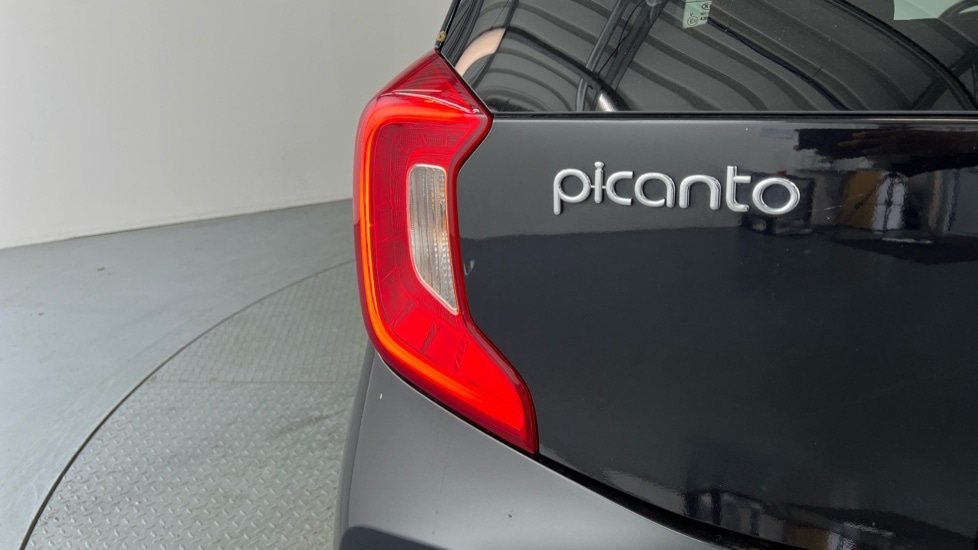 Used Kia Picanto 2018 for sale - 76092080: Photo 22